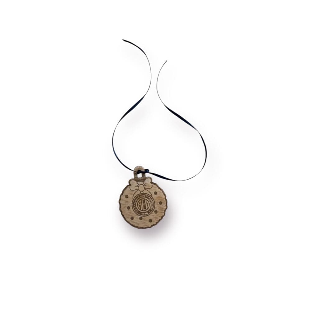 Christmas wooden ornament (ball)